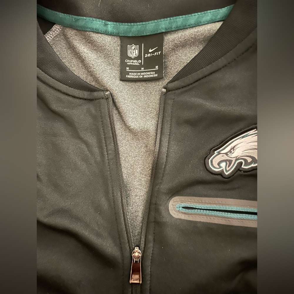 Philadelphia Eagles NFL Shop Men’s Medium Jacket